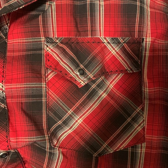 Wrangler button down - Picture 4 of 4